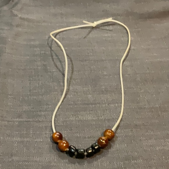 Set of five beaded necklaces - Picture 3 of 10